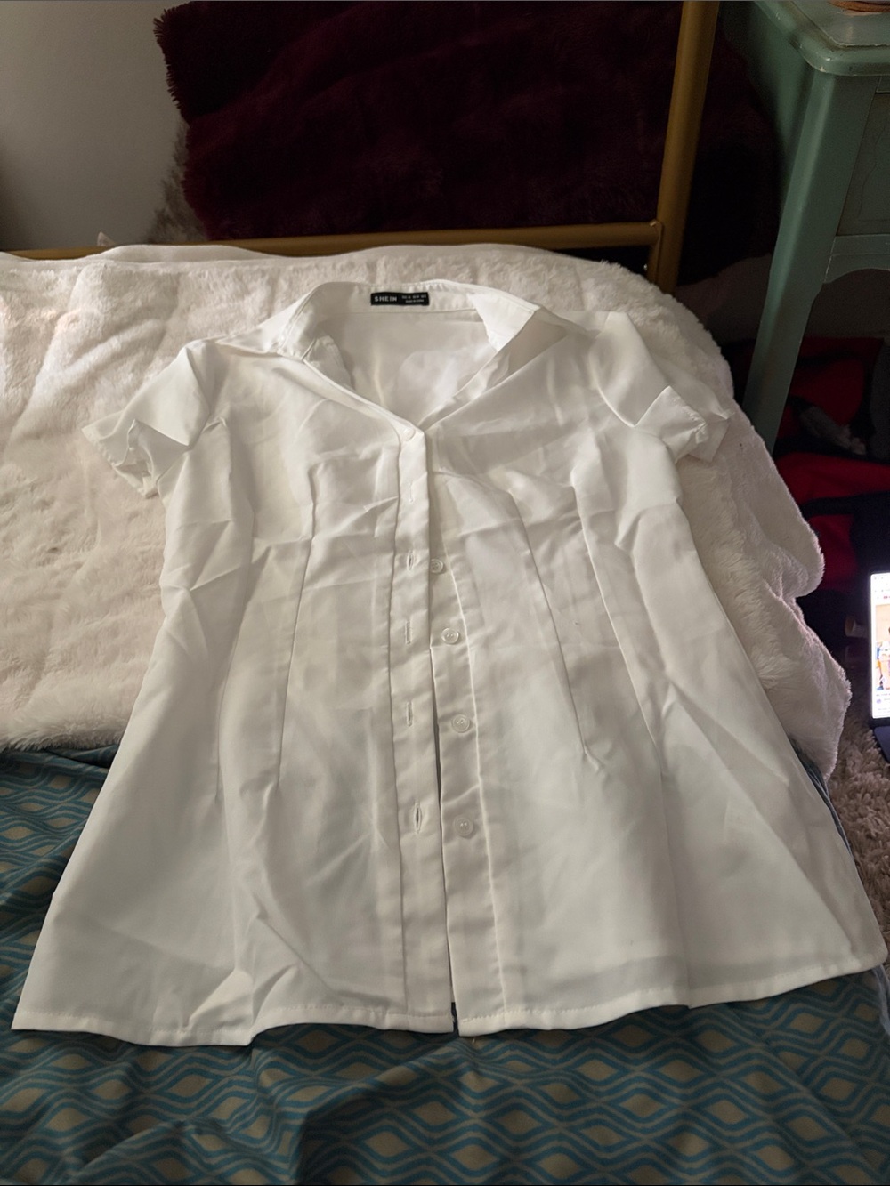 SHEIN White Short Sleeve Button-Down Shirt